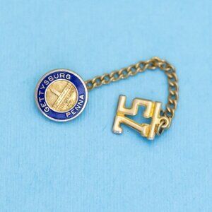 Vintage Gettysburg Penna Symbolic Crest Chained Brooch - N30